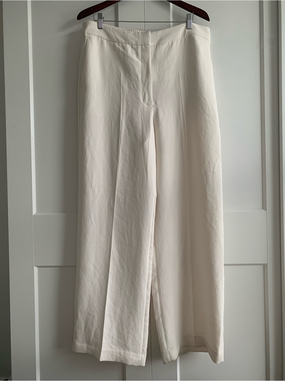 Babaton white  Wide-Leg Trousers with elastic waist on the back size 16